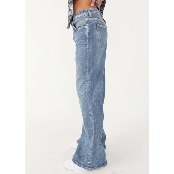🎉LAST CHANCE🎉 NWT Free People New Dawn Flare Jeans / Belgrade Blue - Picture 3 of 7